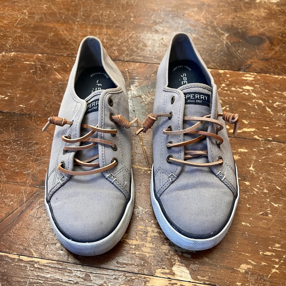 Sperry top sider gently used